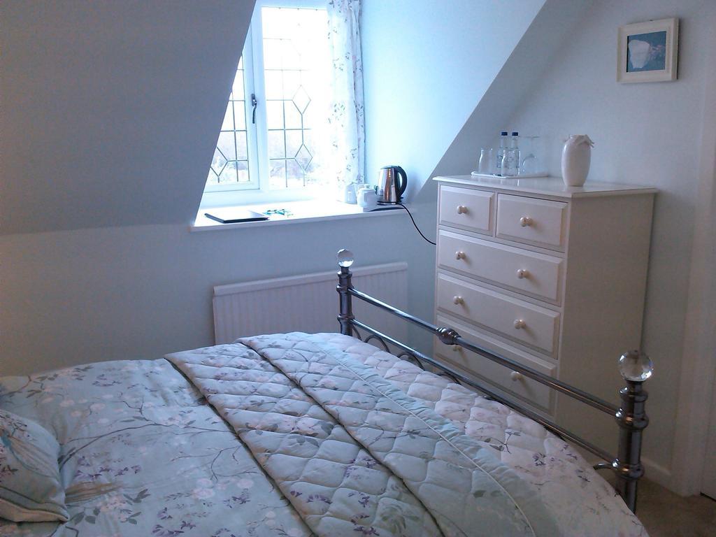 The Old Chapel B&B Lostwithiel Room photo